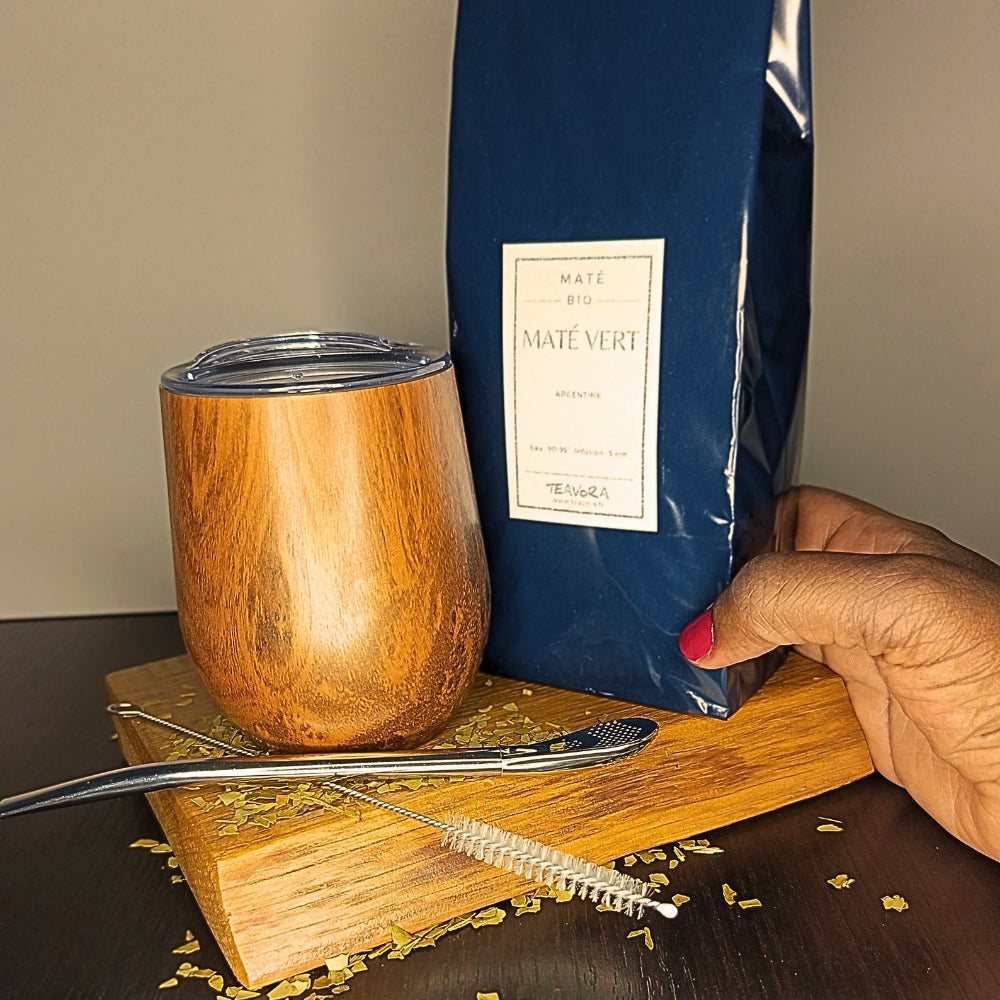 Coffret cadeau Teavora : calebasse, bombilla, brossette et sachet de 150 g de maté