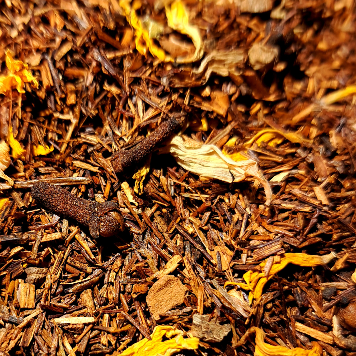 Sachet vrac de ROOIBOS AUX ÉPICES, cardamome, cannelle, girofle, vanille, orange, sans théine.