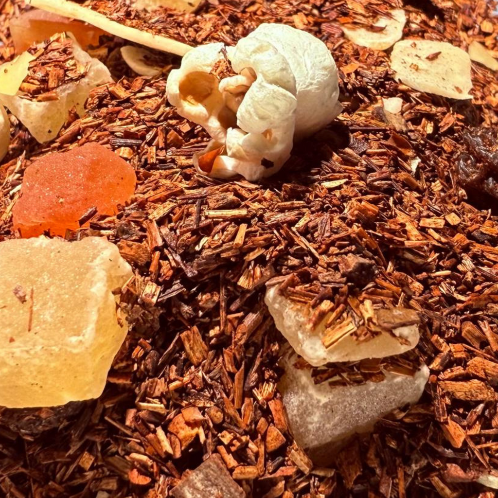Sachet vrac de rooibos NUAGE D'AMANDES, amandes grillées, ananas, papaye, cannelle, coco, popcorn, sans théine.