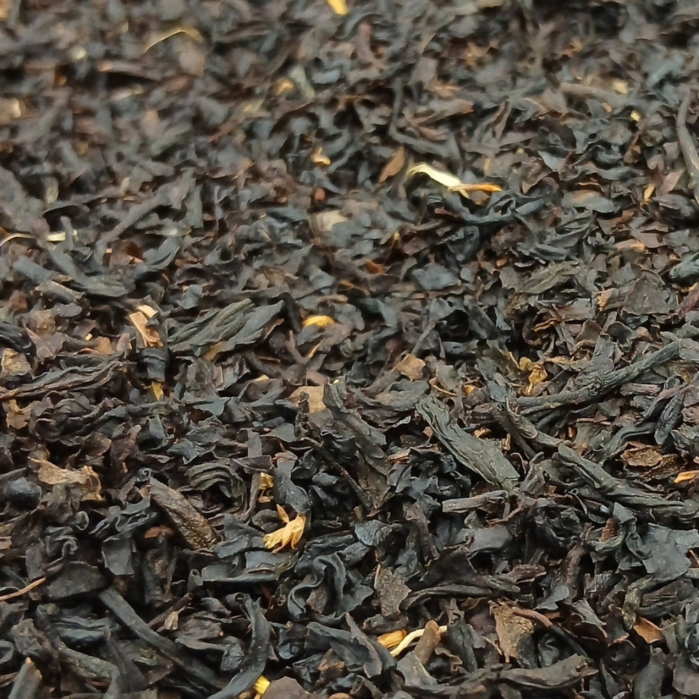 Thé noir aromatisé Étoiles de Bali Teavora en vrac : jasmin, cerise, souci, baie de goji — pour l'après-midi