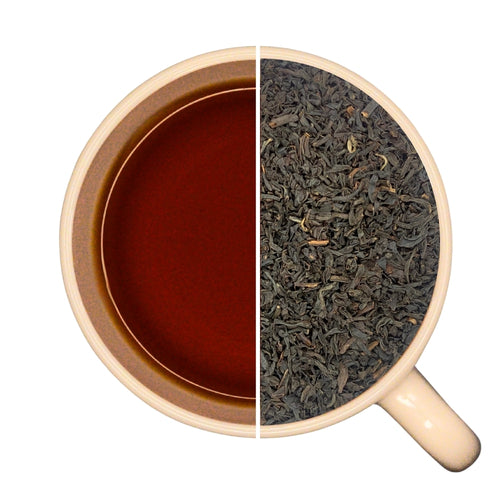 Tasse de thé infusé et vrac de thé noir d'Inde bio ASSAM GFBOP SEWPUR.