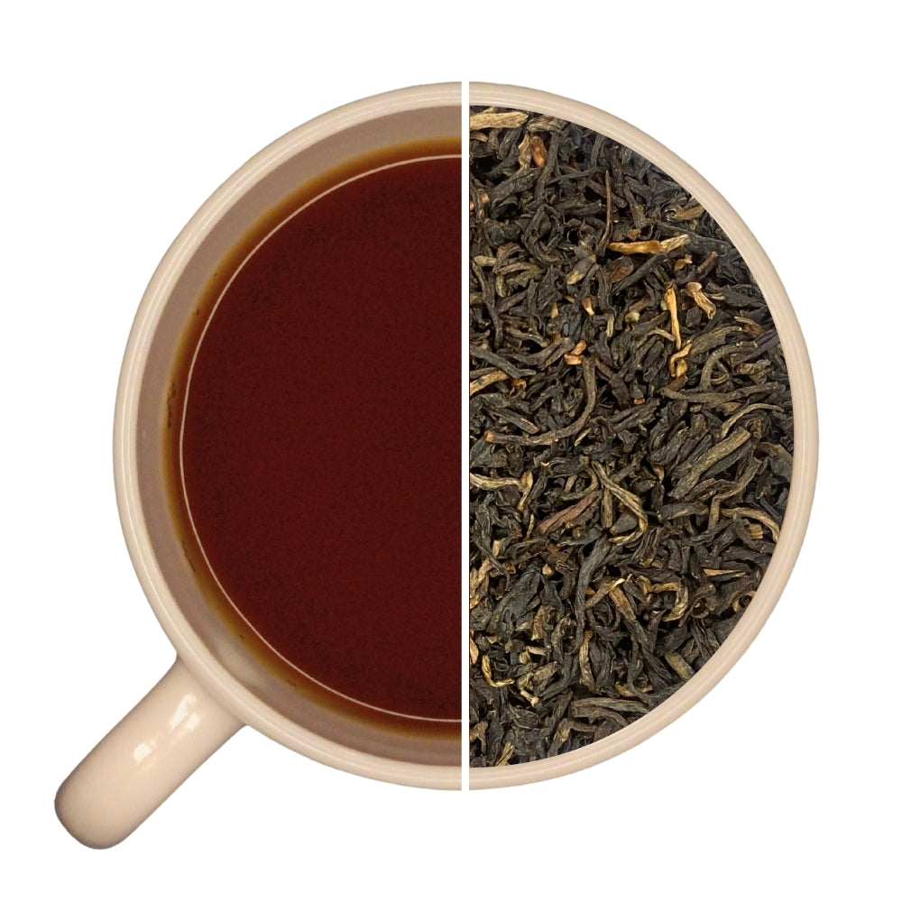 Tasse de thé infusé et vrac de thé noir de Chine bio GRAND YU-NAN IMPERIAL, idéal pour le matin.