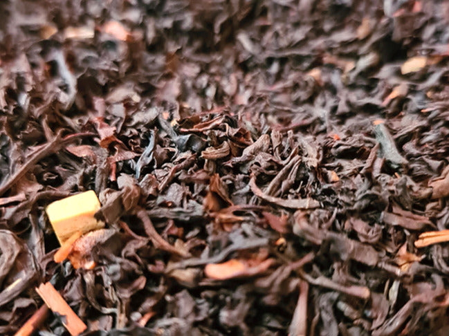 Sachet vrac de thé noir EN VISITE CHEZ GRANNY, crumble pomme, spéculos, pralines.