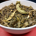 Thé vert et blanc bio Couleurs d'Asie Teavora en infusion à froid : mandarine, écorces d'orange — léger, pour l'après-midi