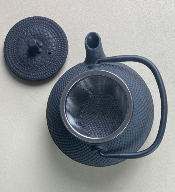 Filtre en acier inoxydable amovible de la théière en fonte Arare noire 25 cl — Teavora